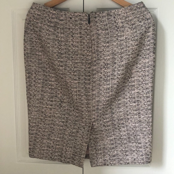 New skirt!! - Picture 3 of 7